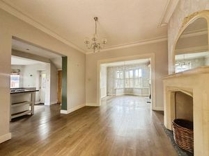 Dining Room- click for photo gallery